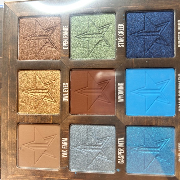 Jeffree Star ⭐️ Star Ranch 💖 Mini Eyeshadow Pallet ( BRAND NEW NEVER TOUCHED ) - Picture 6 of 6